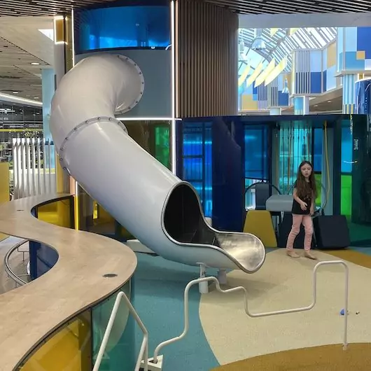 steel-slide-in-shopping-mall-for-kids-cover